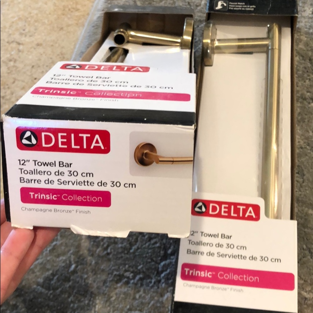 Delta 12” Towel Bar in Champagne Bronze Finish